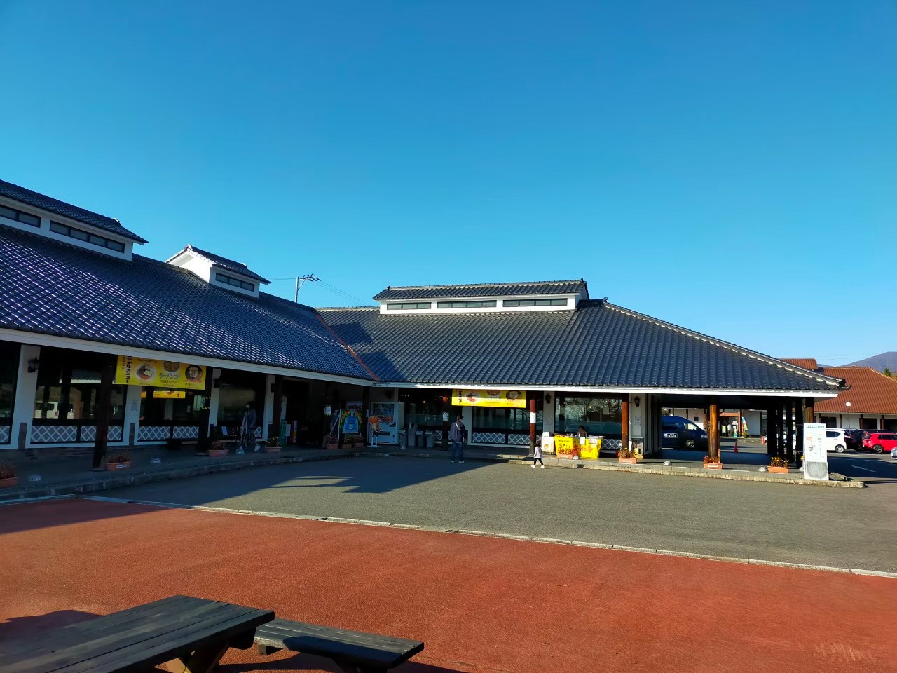 line_130025966046176